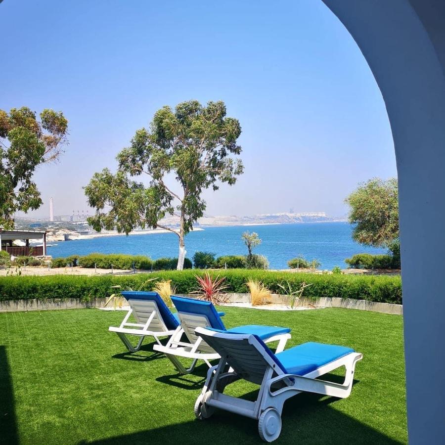 Governors Beach Costas Apts Exterior photo